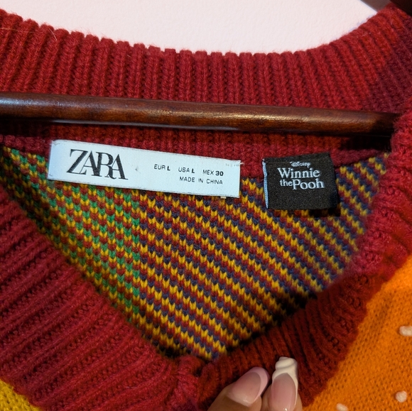 Adorable Winnie the Pooh vest - Picture 2 of 3